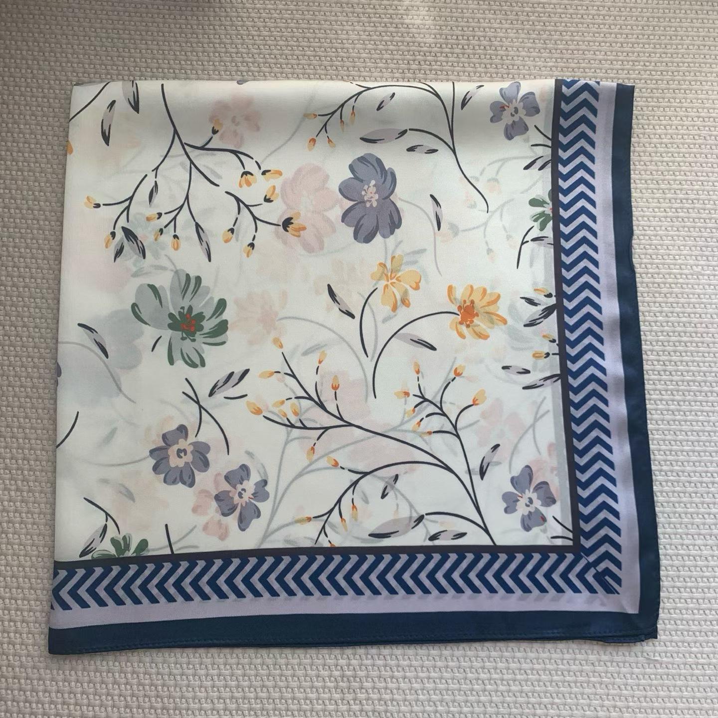 65*65cm 100% natural square silk scarf