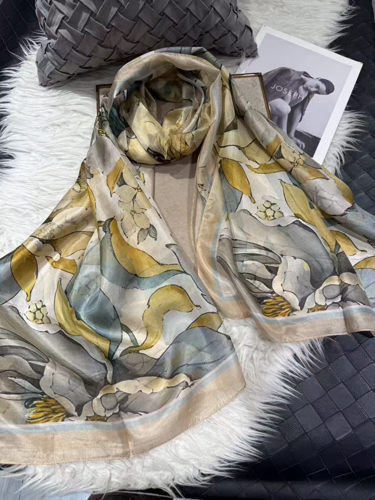 2026 New Women Mulberry Silk Scarf 176*110cm
