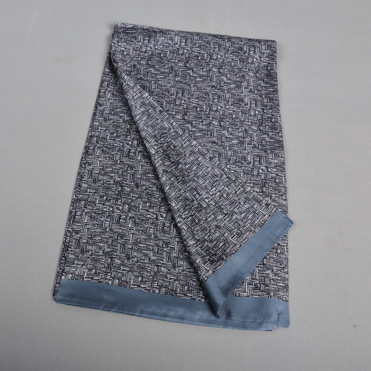 2024 new men's mulberry silk scarf